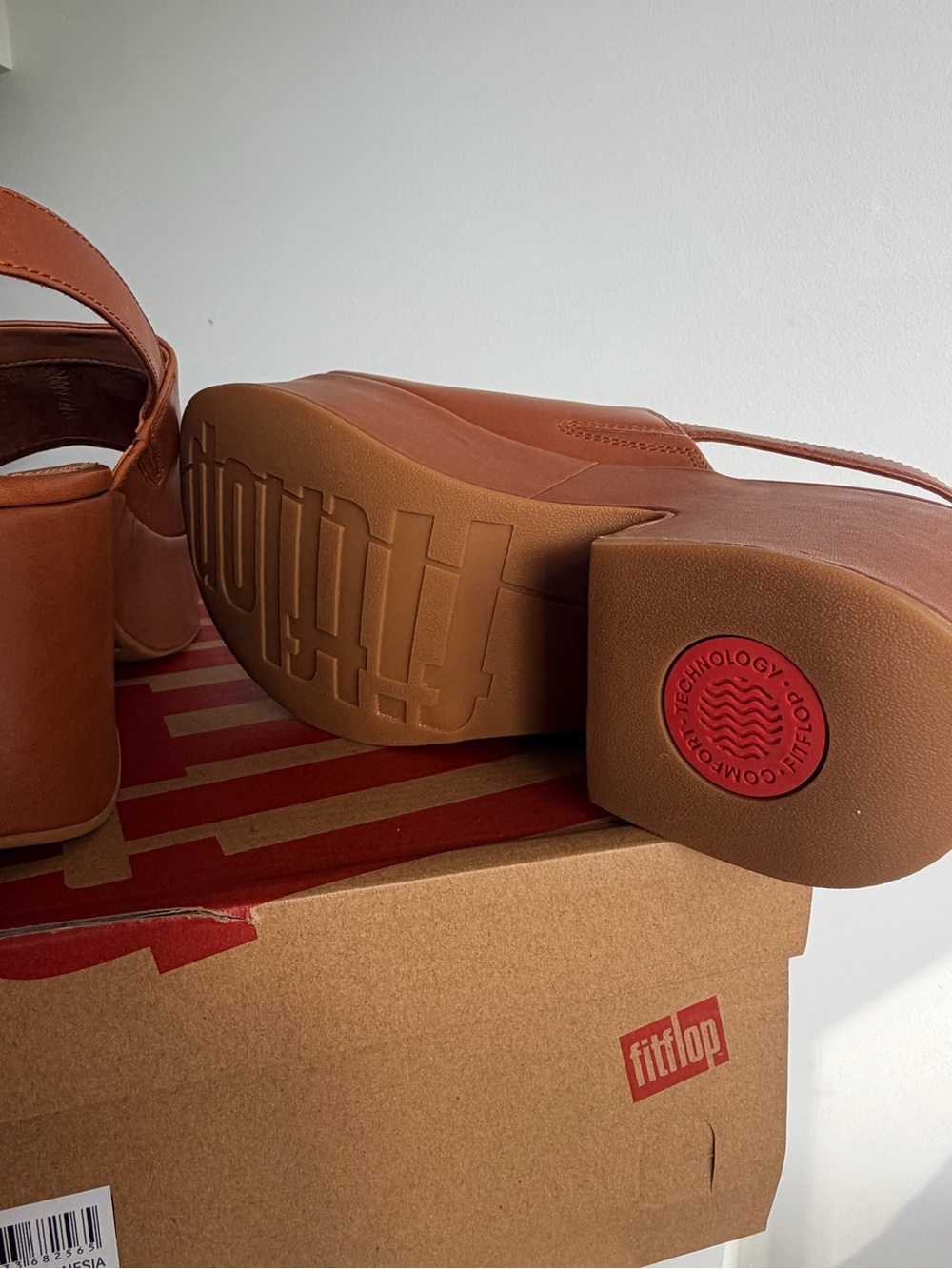 Fitflop PLATFFORMS Leather Heeled Back-Strap Sandals - size 9 Brown - Picture 4 of 6